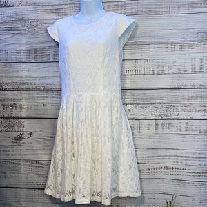 White Lace Dress | Size Medium